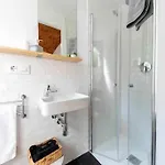Penzion Newly Renovated W Pool & Bikeparking Girona