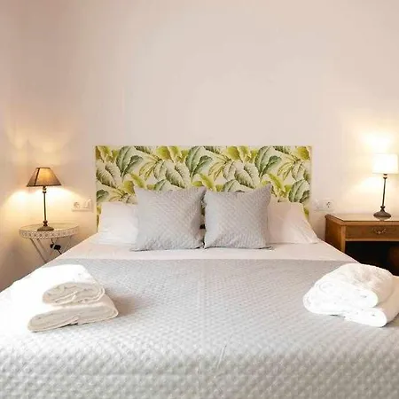 Newly Renovated W Pool & Bikeparking Penzion 4*