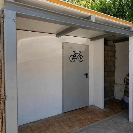 Newly Renovated W Pool & Bikeparking 4*