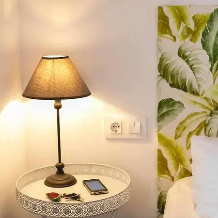 Newly Renovated W Pool & Bikeparking Guest house 4*