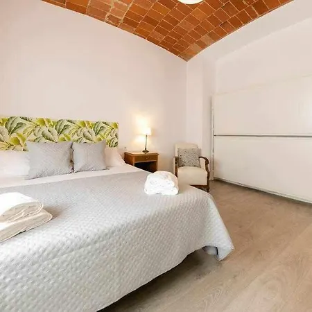 Πανσιόν Newly Renovated W Pool & Bikeparking 4*