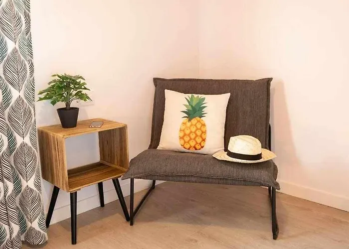 Gasthuis Newly Renovated W Pool & Bikeparking Gerona