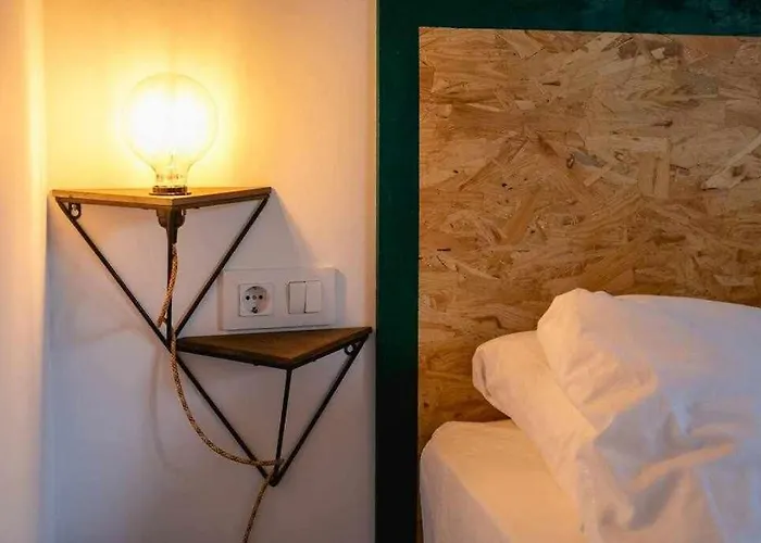 Konukevi Newly Renovated W Pool & Bikeparking Girona