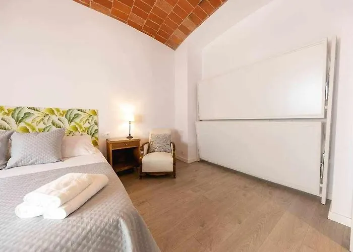 Gasthuis Newly Renovated W Pool & Bikeparking Gerona