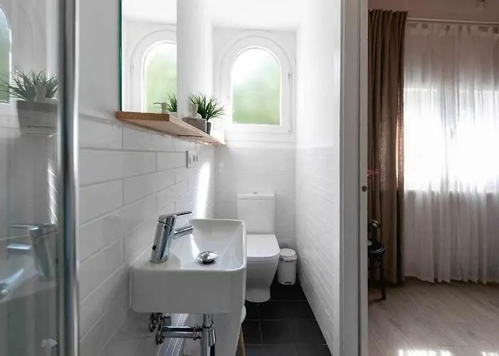 Newly Renovated W Pool & Bikeparking Konukevi 4*