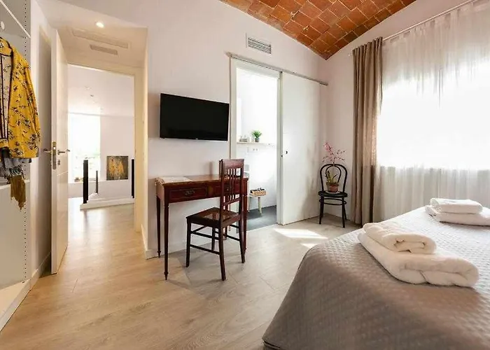 Gasthuis Newly Renovated W Pool & Bikeparking 4*