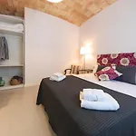 ゲストハウス Newly Renovated W Pool & Bikeparking 4*